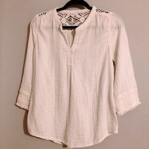 Beach Lunch Lounge Women's L White Boho Blouse w Crochet Back and High Low Hem